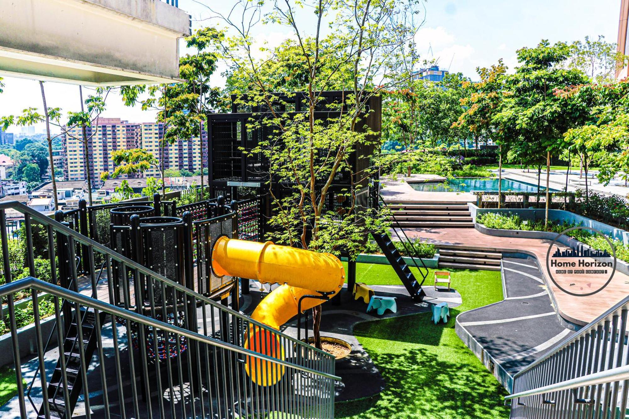 Lucentia Residences By Moonlight Home Stay! 쿠알라룸푸르 외부 사진